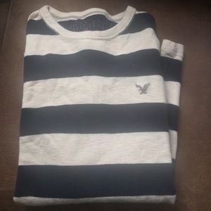 American Eagle Sweater Size M